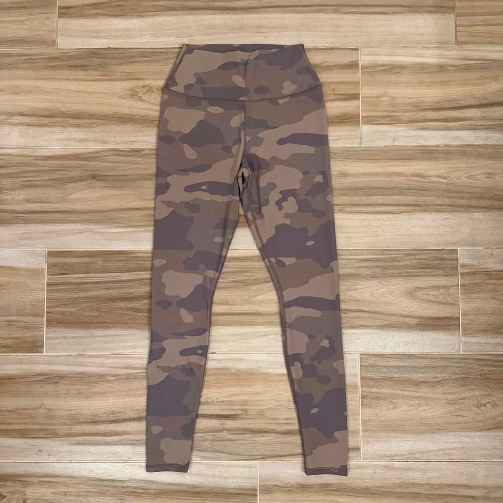 Alo Yoga High-Waist Vapor Leggings Dusk Camo Brown Purple Size Medium Activewear - Picture 3 of 6